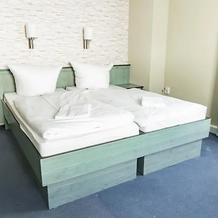 Отель Gaestehaus 3*