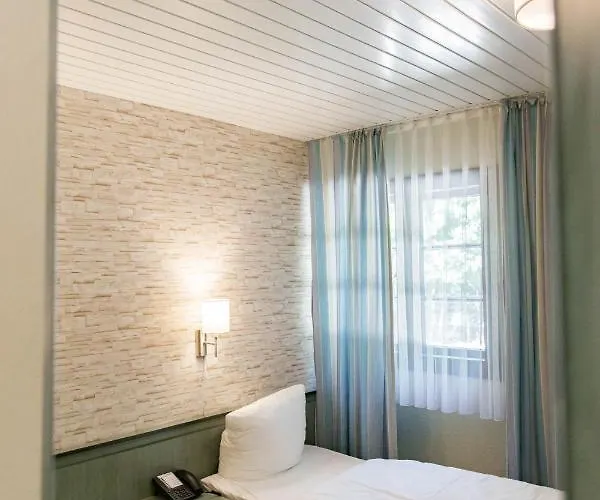 Gaestehaus كورين