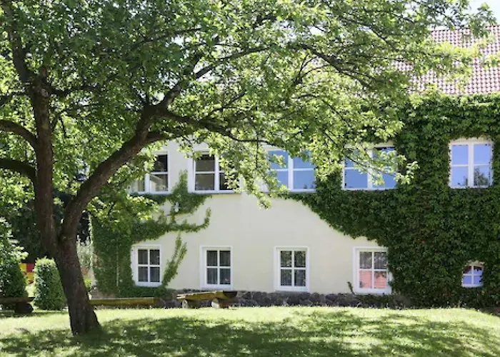 Gaestehaus فندق 3*